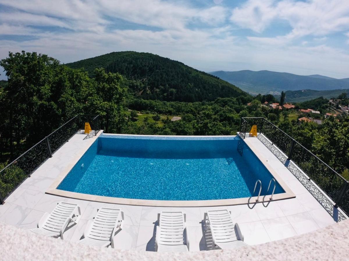 Vuk * Budva