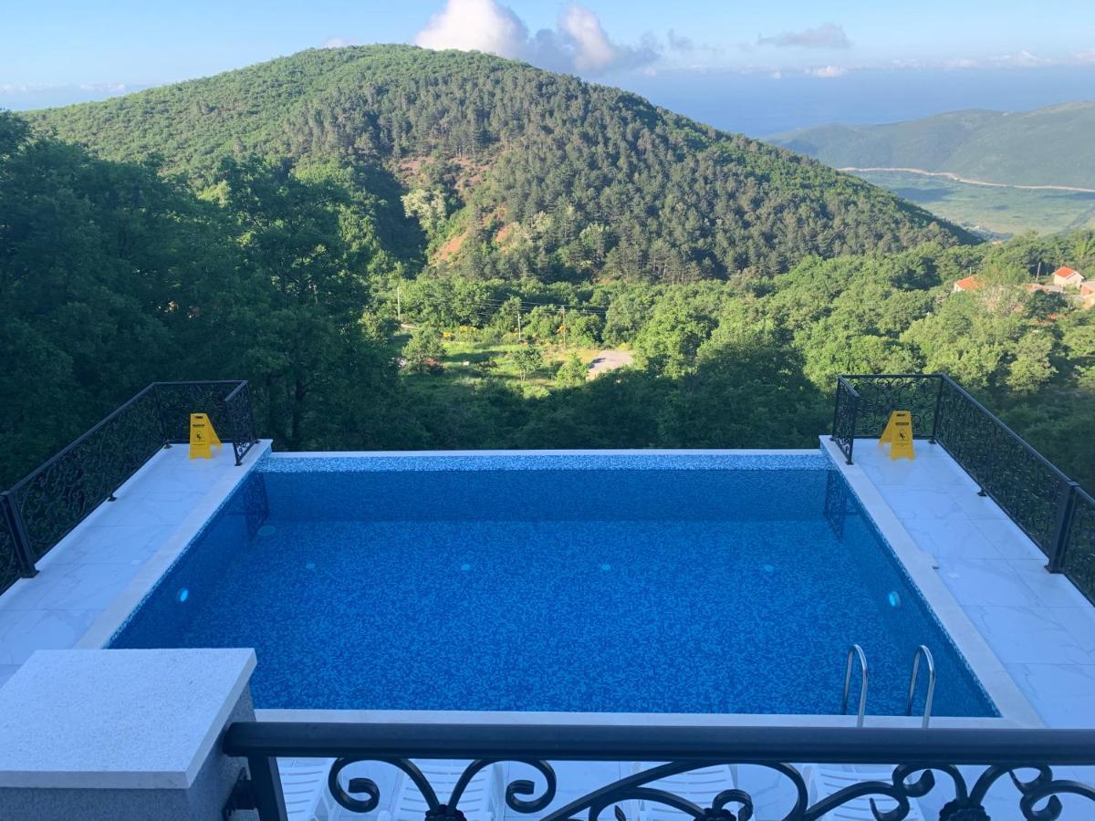 Villa Wolf Villa