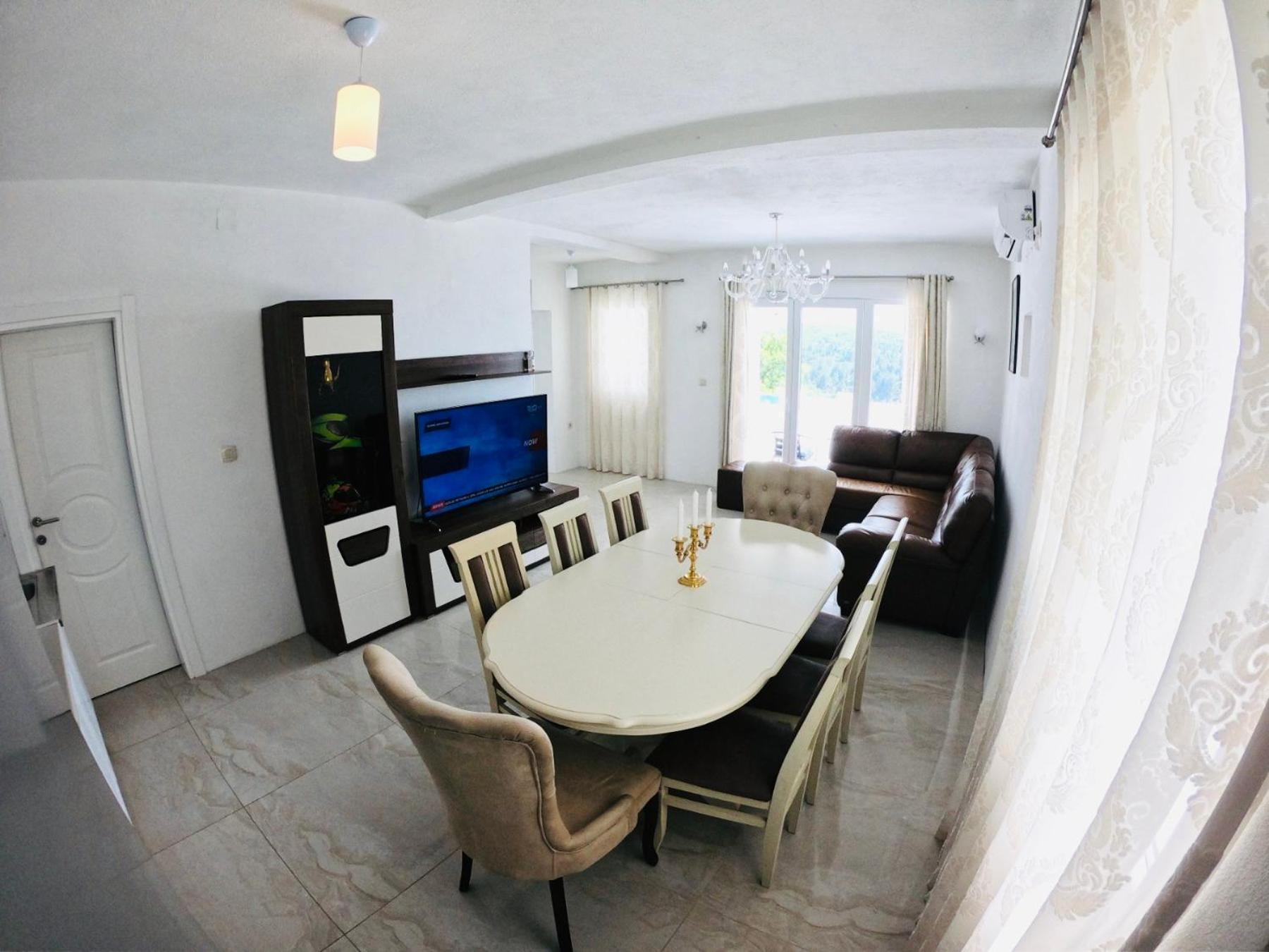 Vuk Villa Budva